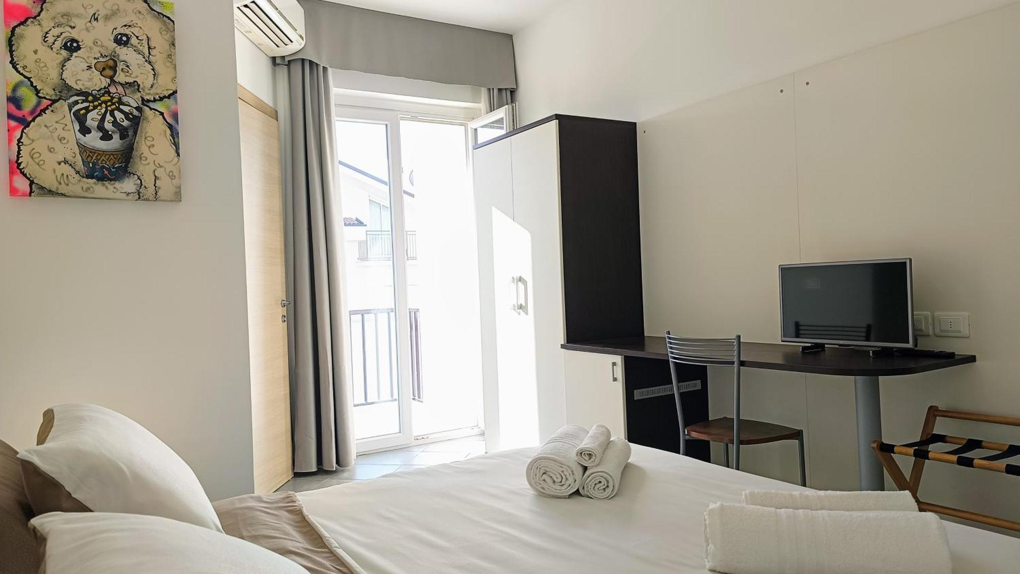 Lido Rooms & Apartments リド・ディ・フェルモ エクステリア 写真