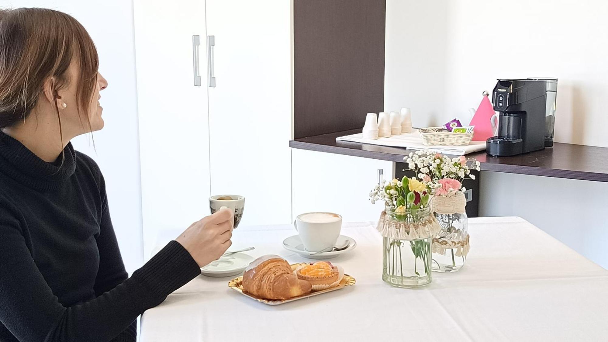 Lido Rooms & Apartments リド・ディ・フェルモ エクステリア 写真