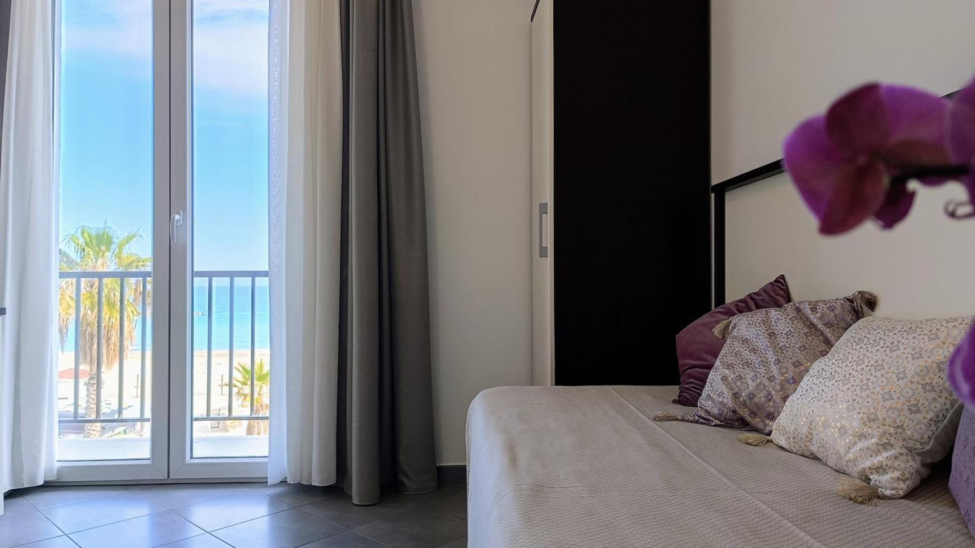 Lido Rooms & Apartments リド・ディ・フェルモ エクステリア 写真